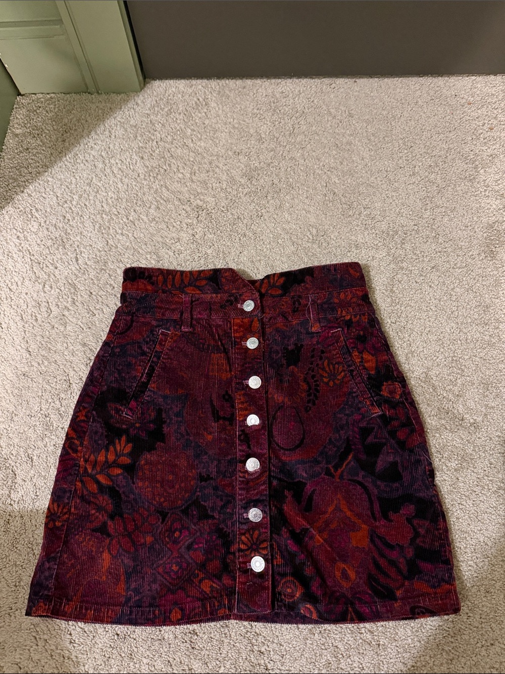 Anthropologie Pilcro Floral Paisley Corduroy Button Front Mini Skirt 2P Petite